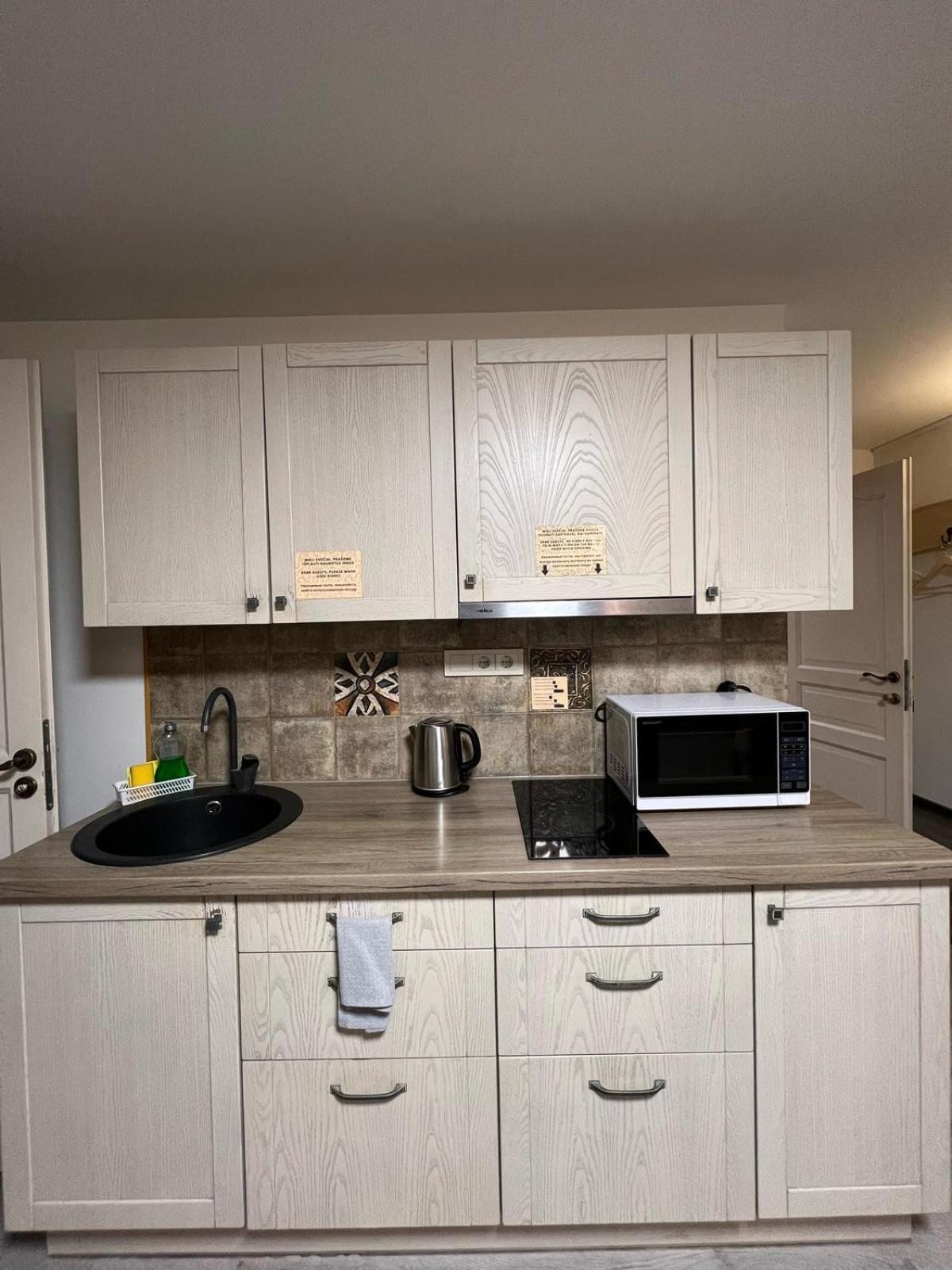 Kubu Ground Floor Rooms Κλαϊπέντα Εξωτερικό φωτογραφία